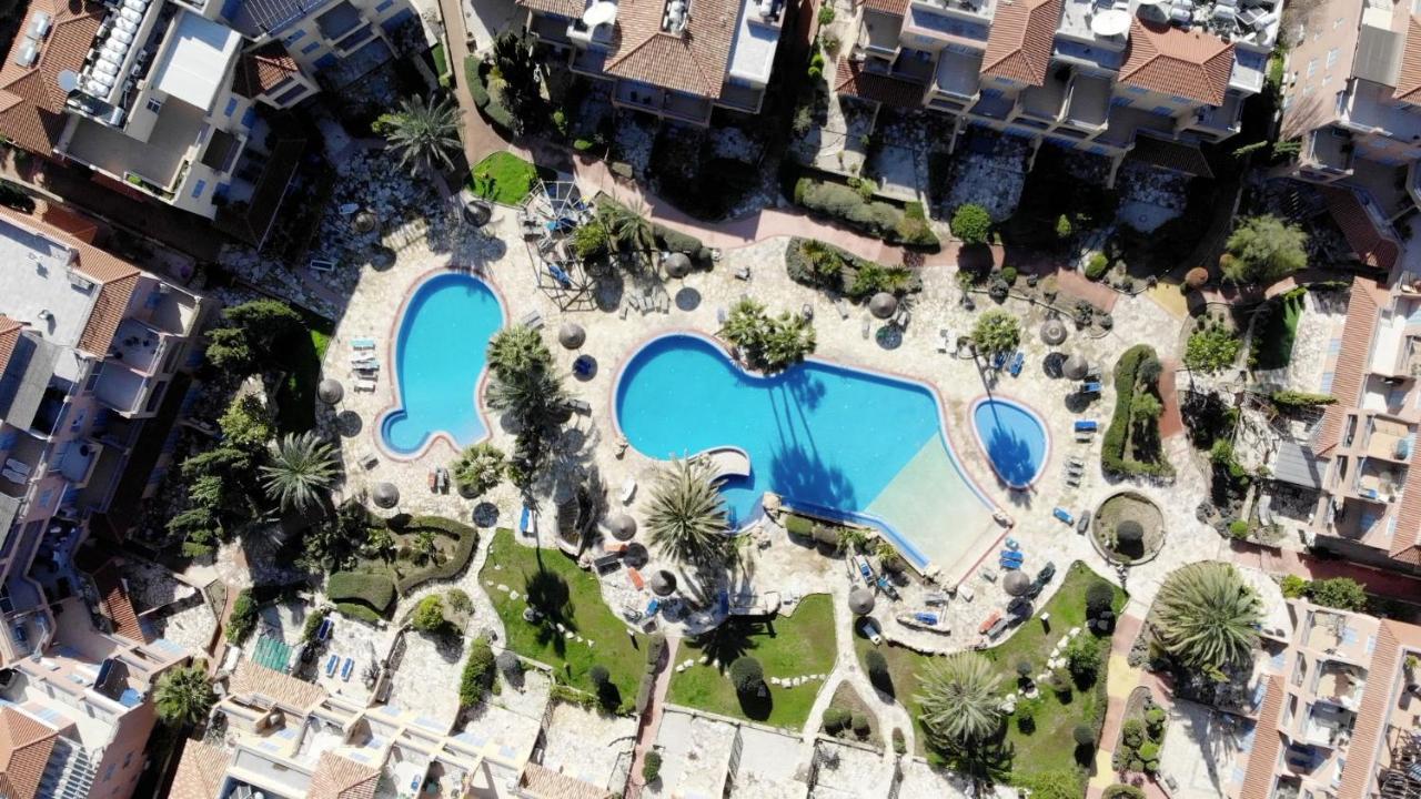 Limnaria Gardens Two Bedroom Apartment With Balcony Paphos Ngoại thất bức ảnh
